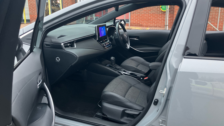 Toyota Corolla 1.8 VVT-i Hybrid Design 5dr CVT Hybrid Hatchback